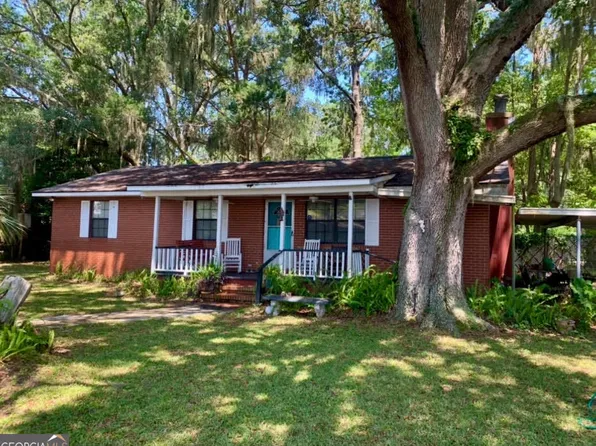 51 Crooked River Dr, Woodbine, GA 31569