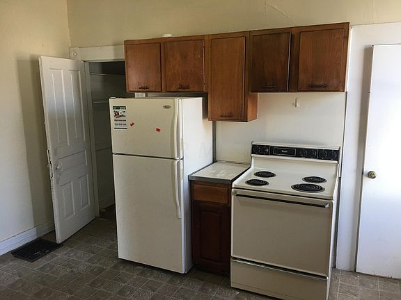 5th image of 2200 Margaret Ave