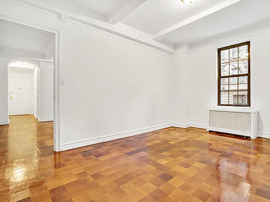 Rented by Cooper & Cooper Real Estate | media 21