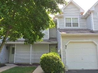 115 Erin Ln, East Setauket, NY 11733