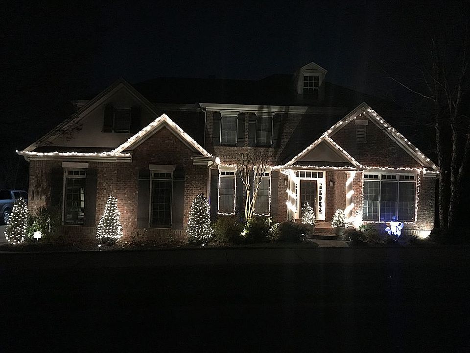 2nd image of 311 Hamlets End Way