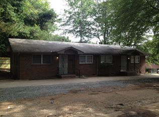 2823 Sylvan Rd, East Pt, GA 30344