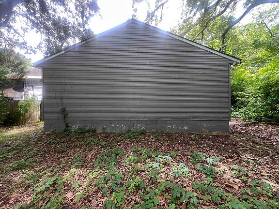 3rd image of 1561 Preston St
