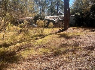 121 Ford Ln, Nicholls, GA 31554