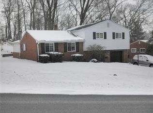 6009 Dublin Rd, Bethel Park, PA 15102