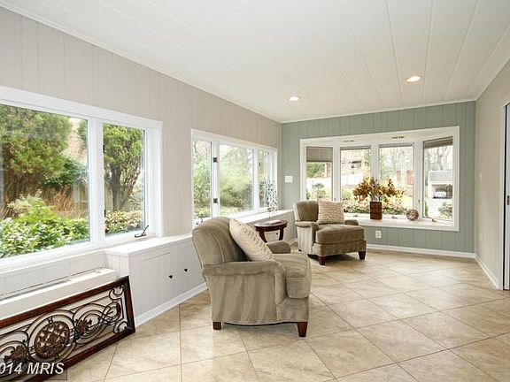 5th image of 6216 Beachway Dr