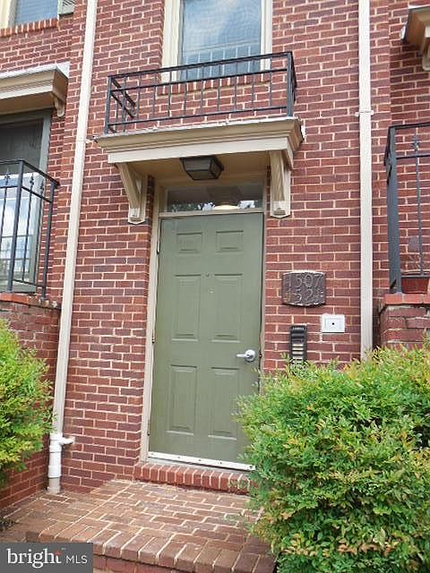 1st image of 1507 Oronoco St #32