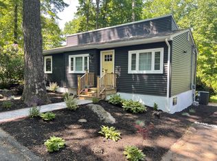 11 Pathfinder Trl, Andover, NJ 07821