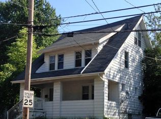 325 Pioneer St, Akron, OH 44305