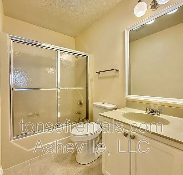 181 N Britton Creek Ct — Photo 19