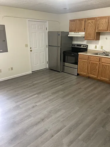 332 Lancaster Ave #4B Photo 1