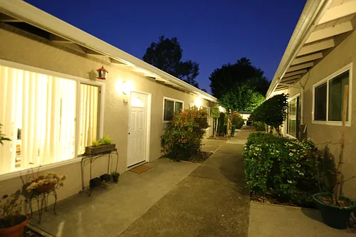 All Single Story Apartment Community Photo 1