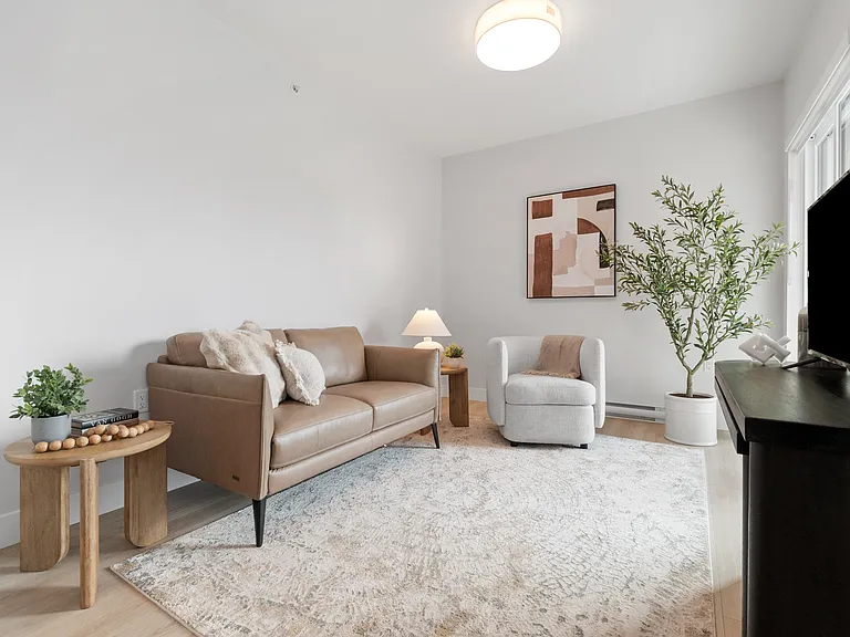 45754 Wellington Ave #210 — Photo 7