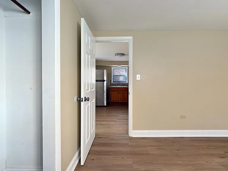 1018 S 11th Ave #G — Photo 3