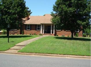 1224 Krise Cir, Lynchburg, VA 24503