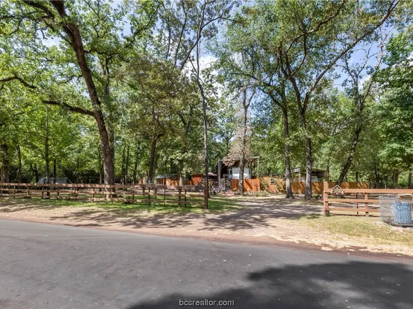 12255 W County Road 136, Centerville, TX 75833