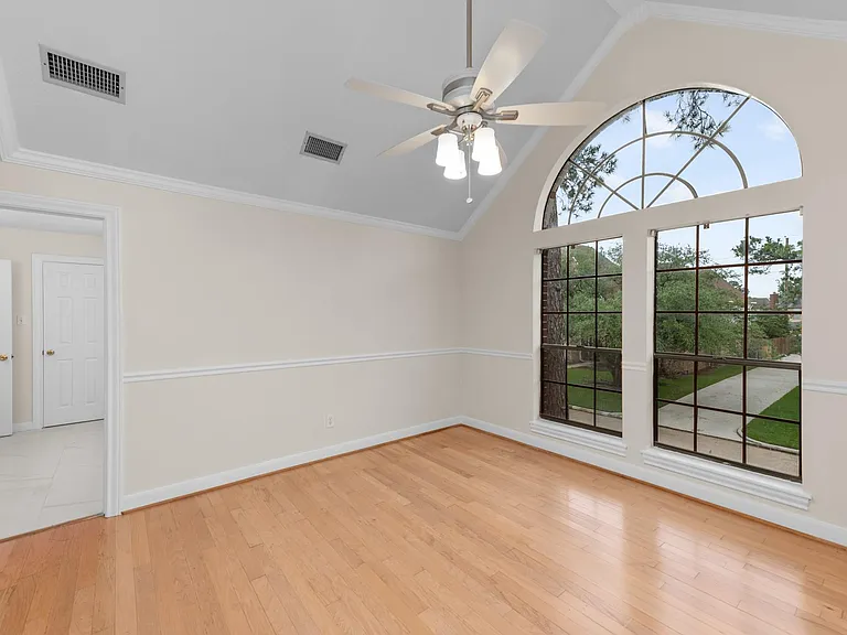 17402 Wilton Park Ct — Photo 43