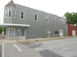 300 N Charles St, Belleville, IL 62220