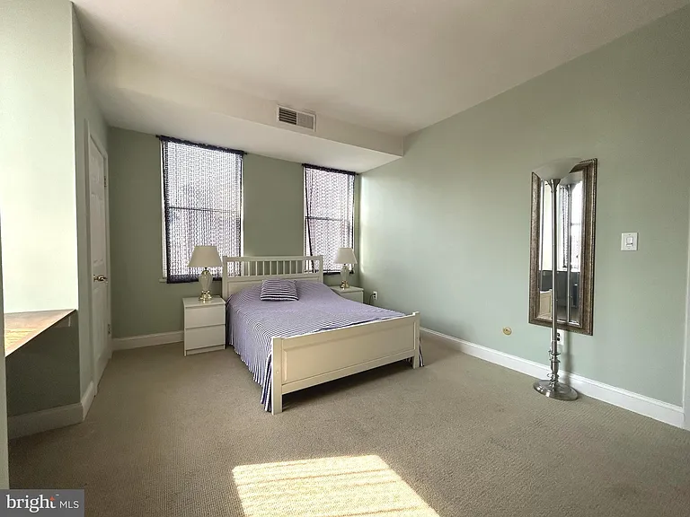 727 S 2nd St #3F — Photo 11