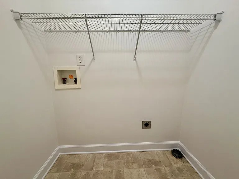 3019 Burton Dr — Photo 20
