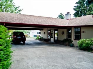 894 NE 5th Ave, Hillsboro, OR