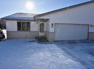 W6087 Ruth Ln, Onalaska, WI 54650