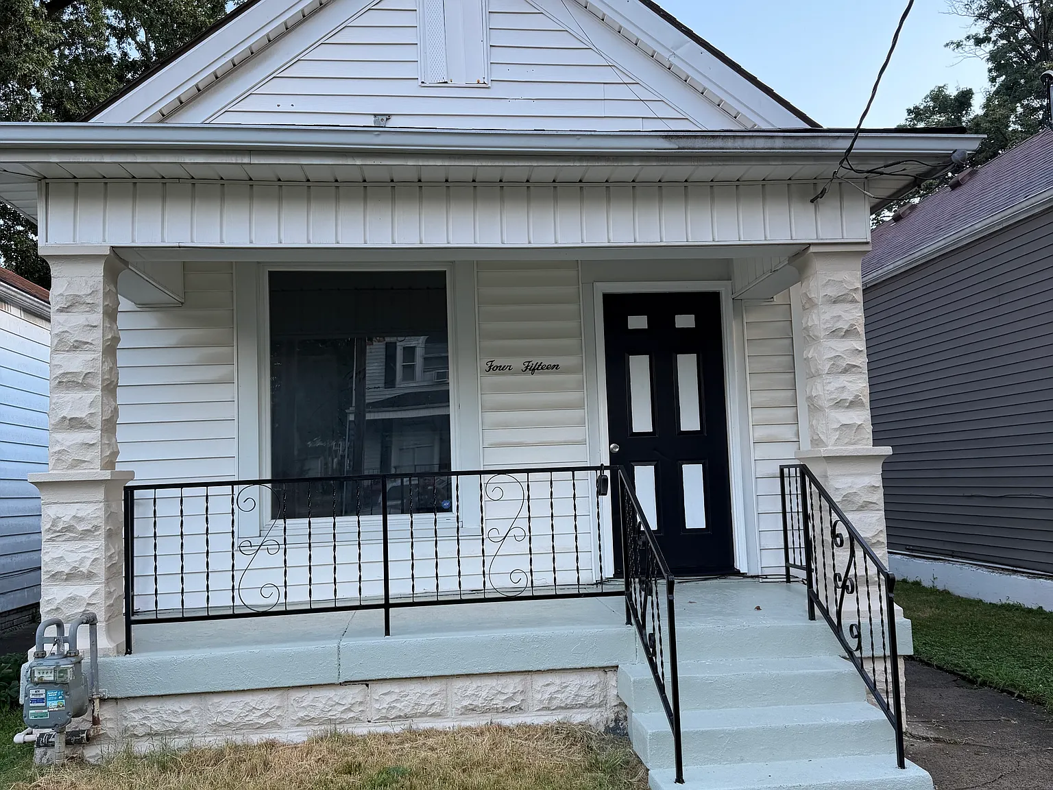 3 bed, 2014 sqft, $1,450 — Photo 1