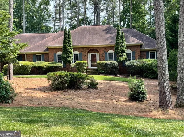 205 Royal Ridge Way, Fayetteville, GA 30215