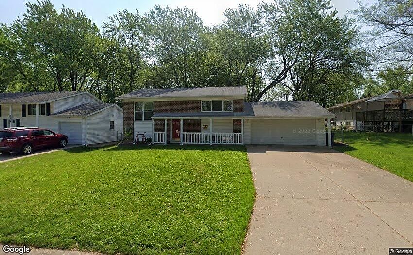 1st image of 5304 Ville Cecelia Ln
