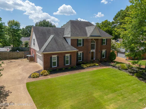947 Valleyview Ln, Collierville, TN 38017