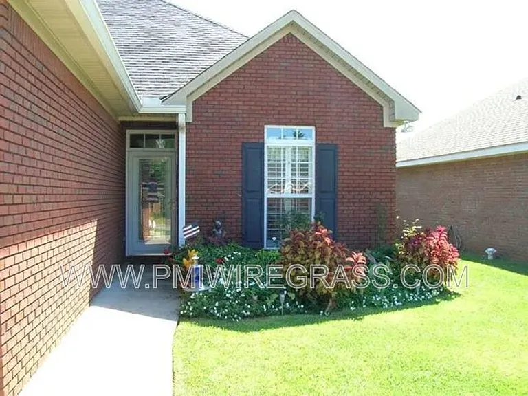 249 Windsor Garden Dr — Photo 63