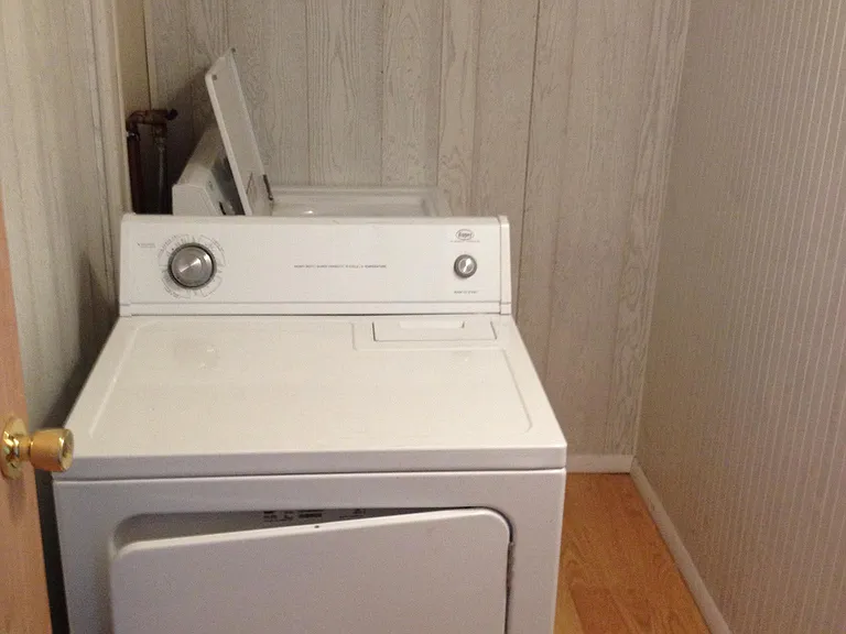 354 East St #C — Photo 7