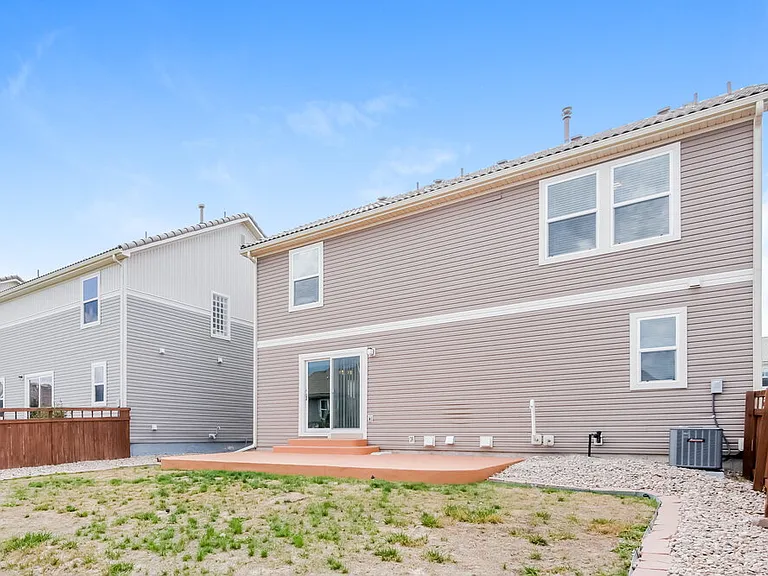 1832 Morningview Ln — Photo 19
