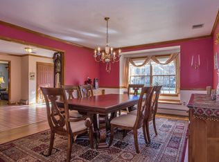 8 Rochon Ct, Montville, NJ 07045