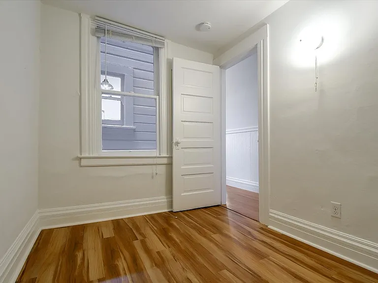 26-28 Cumberland St — Photo 10