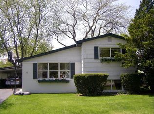 2754 Crawford Ave, Evanston, IL 60201