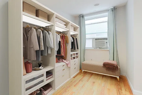 Rented by Brooklyn Bridge | media 34