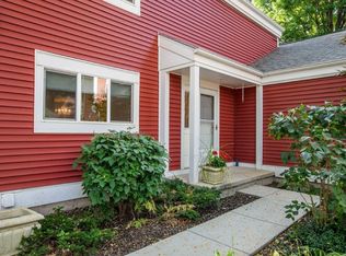 7 Winterberry Trl, Madison, WI 53717