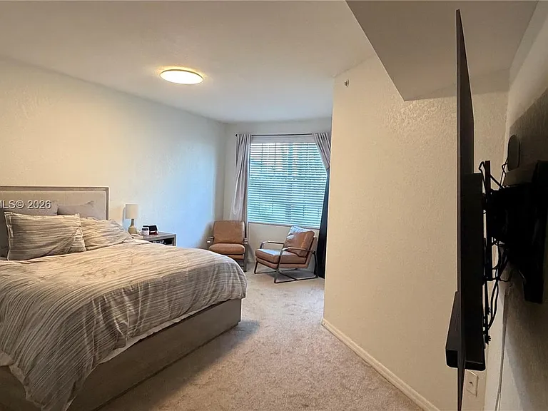 735 SW 148th Ave #1711 — Photo 19