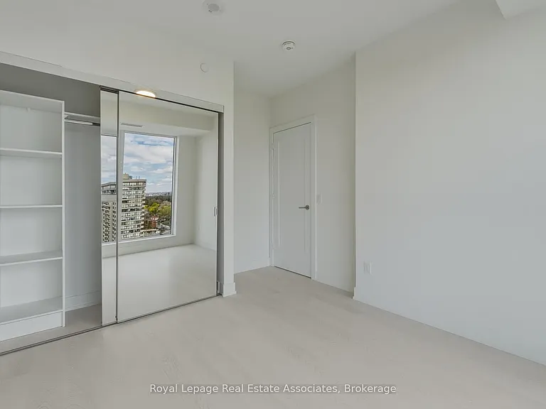 25 Cordova Ave #1914 — Photo 11