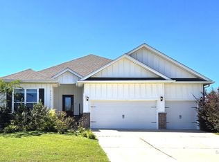 21933 Landry Ln, Fairhope, AL 36532