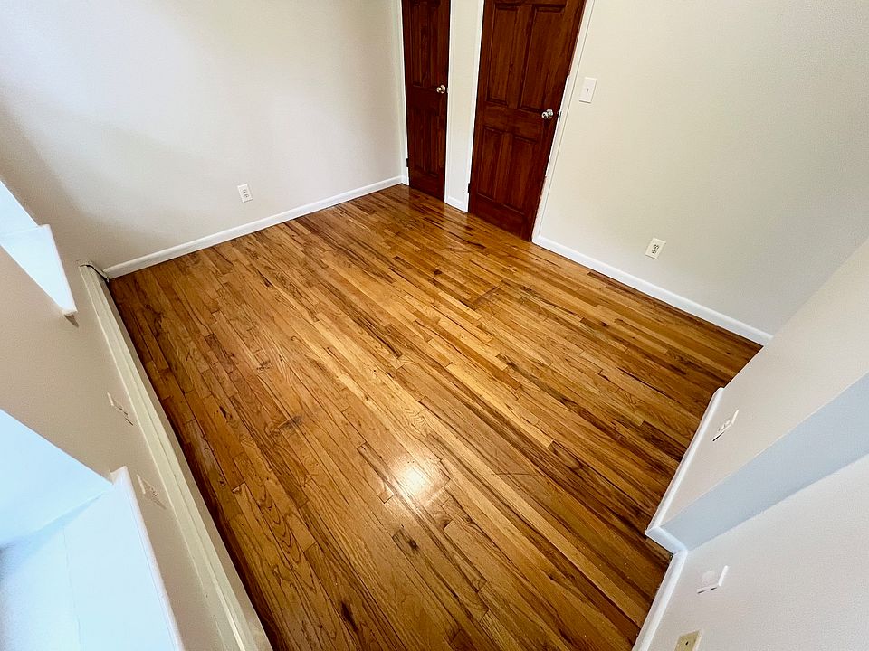 1st image of 3607 28th Ave APT 2