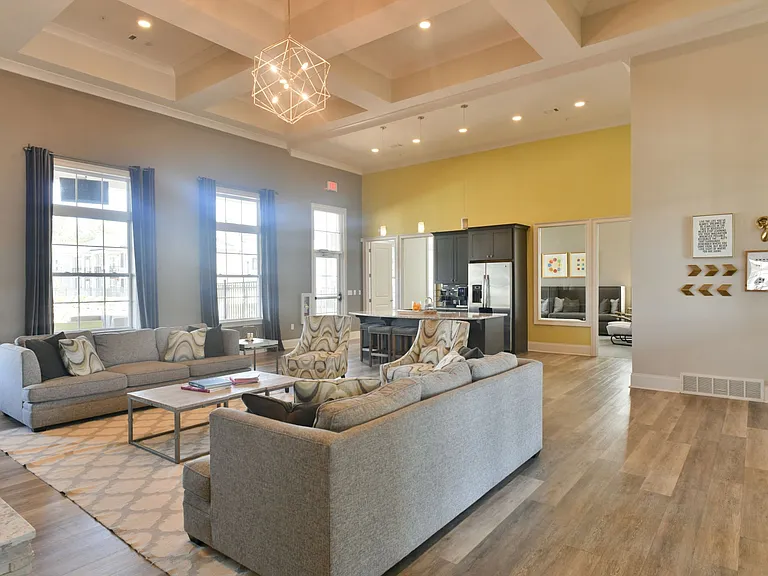 Meridian Park Apartments — Photo 20