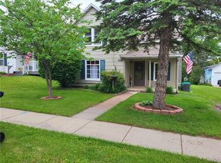 419 Winsor St, Mauston, WI 53948