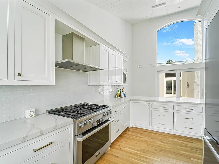 25 Meadow Ln — Photo 14