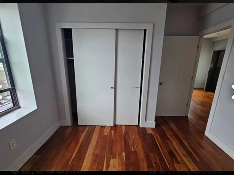 2441 Dean St #2R — Photo 8