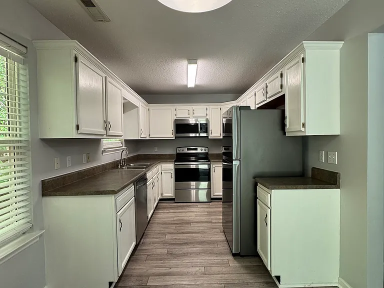 4359 Kayla Cir — Photo 16