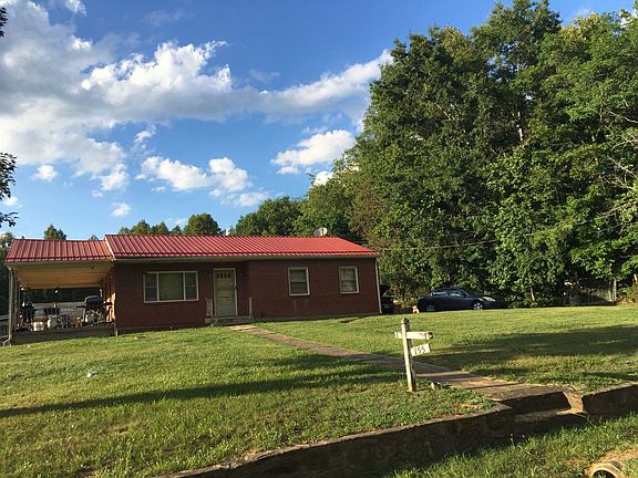 2nd image of 155 Waycross Dr