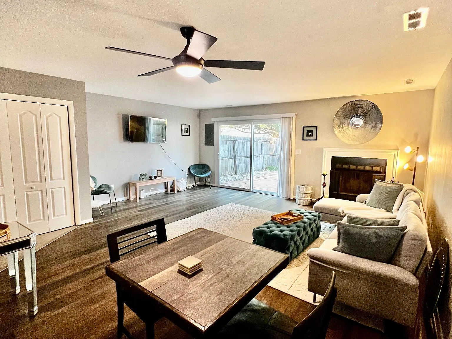 3502 Smokey Chamber Dr — Photo 1