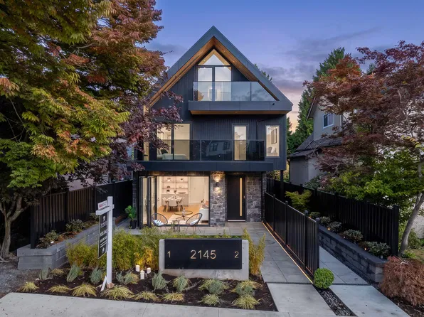 2145 Napier St #1, Vancouver, BC V5L 2P1